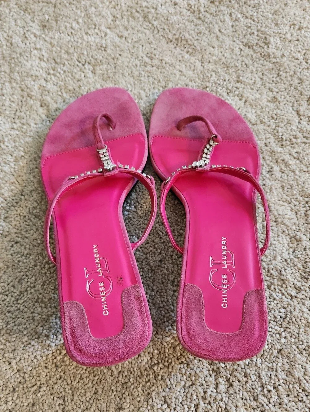 Y2K Vintage CL Chinese Laundry Hot Pink Rhinestone Chunky Kitten Heel Thong 9